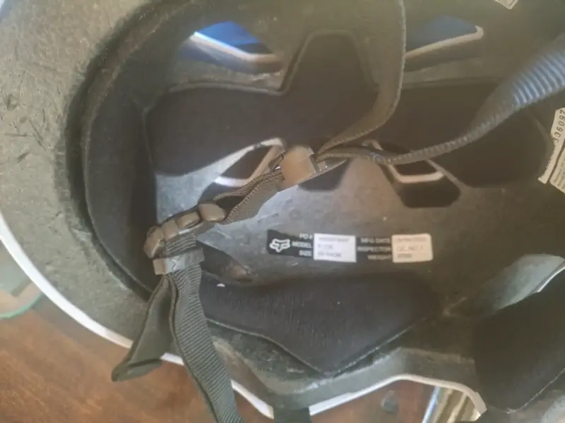Casco blanco Fox para ciclismo - 2