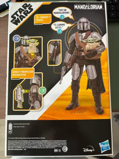 Figura Mandalorian con Grogu - miniatura 2