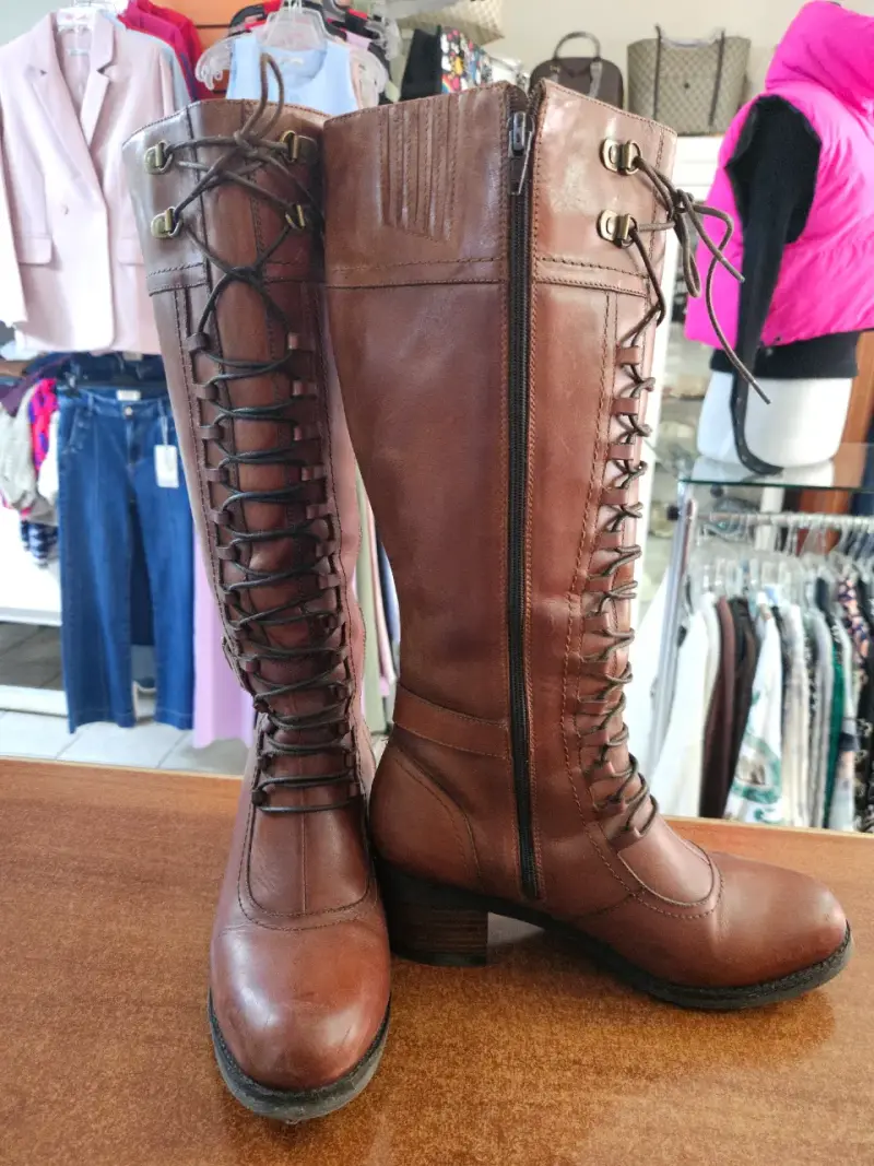 Botas largas de cuero café - 2