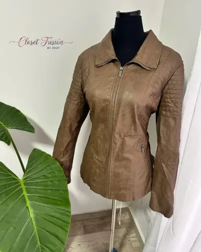 Chaqueta de cuero marrón - miniatura 1
