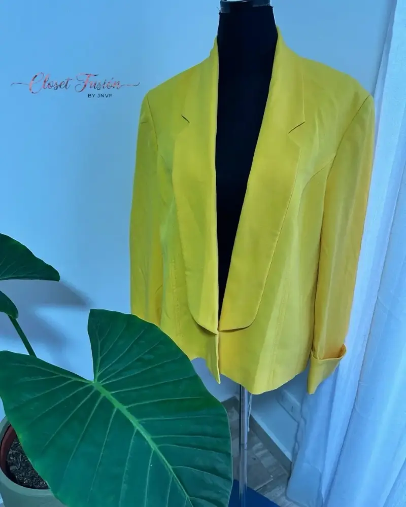 Blazer amarillo elegante - 4