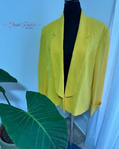 Blazer amarillo elegante - miniatura 4