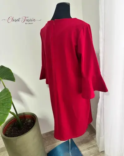 Vestido rojo con mangas acampanadas - miniatura 1