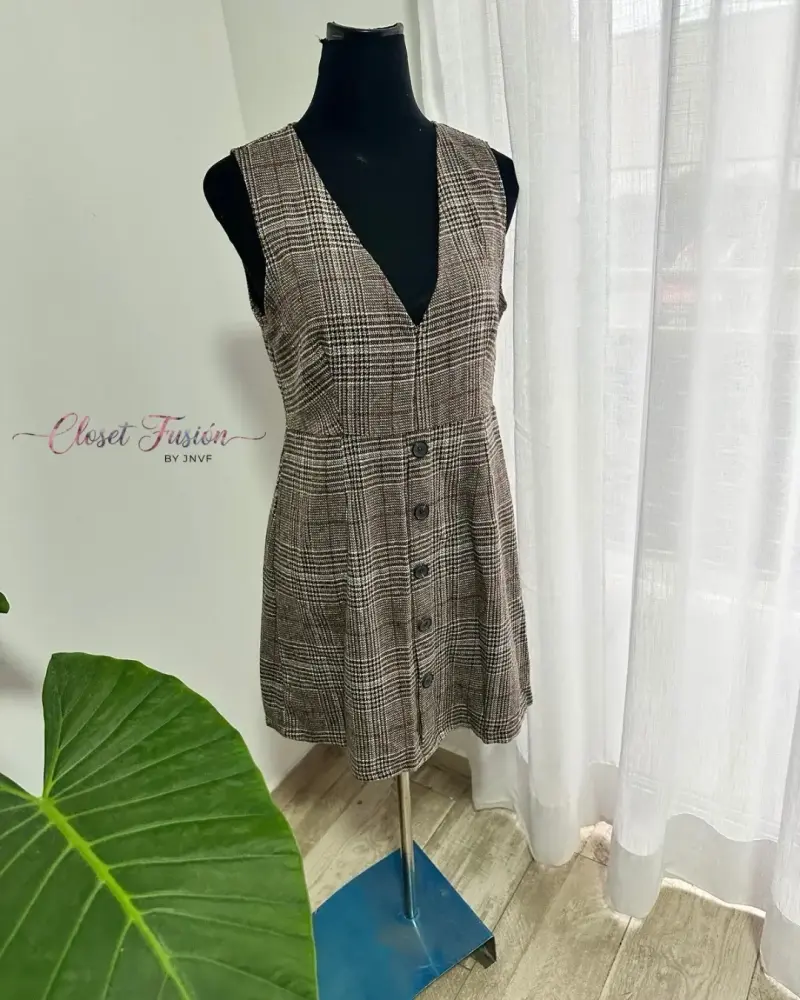 Vestido de cuadros marrón sin mangas - 2