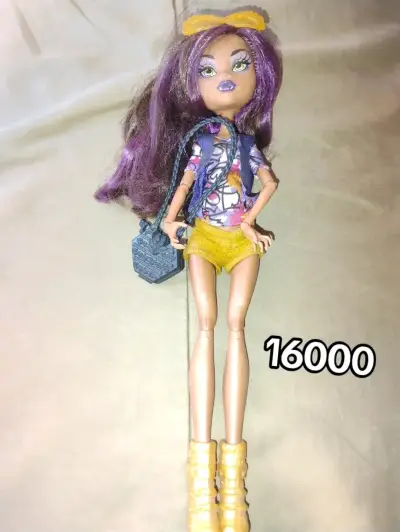 Monster high - miniatura 2