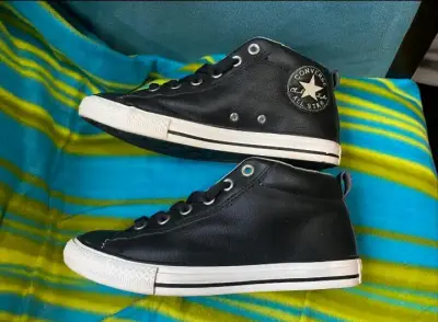 Zapatillas Converse negras altas - miniatura 1