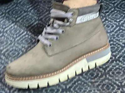Botines marrones con suela robusta - miniatura 1