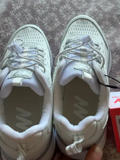 Zapatillas deportivas blancas unisex - miniatura 1