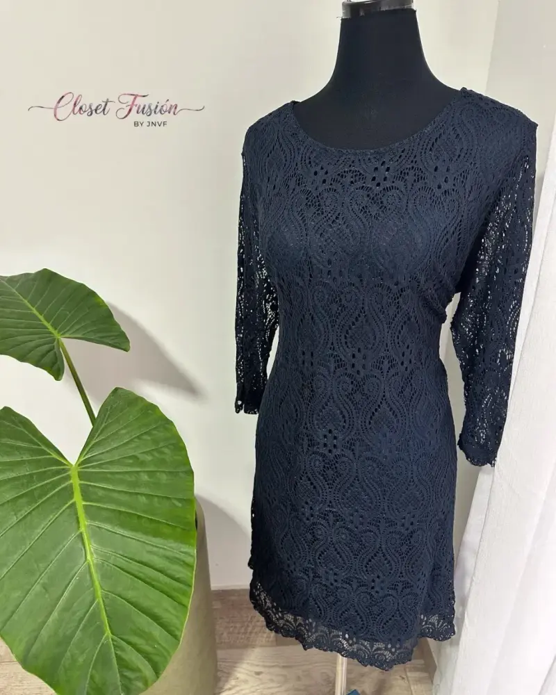 Vestido de encaje negro - 2