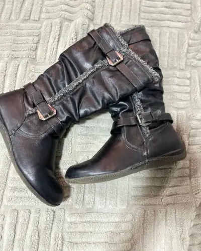 Botas negras con hebillas mujer - miniatura 1