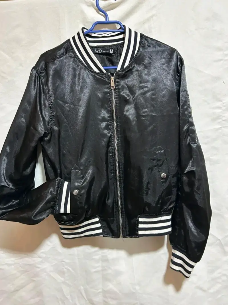 Chaqueta bomber negra mujer - 1