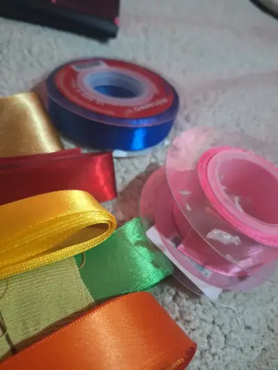 Materiales para ramos y flores de cintas - miniatura 1