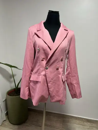 Blazer rosado elegante - miniatura 2