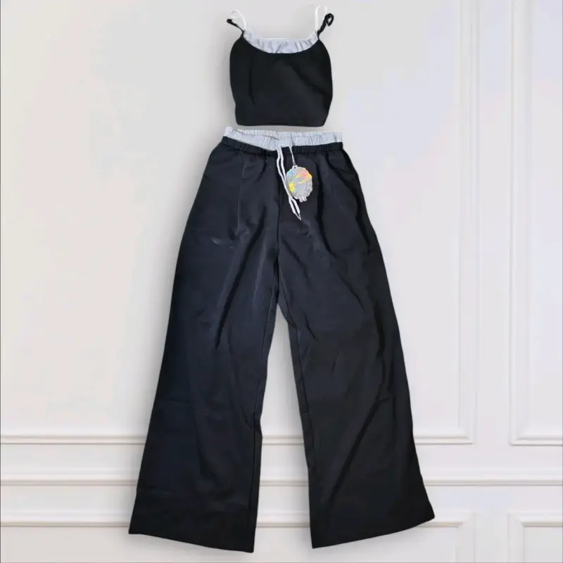 Conjunto top y pantalones negro