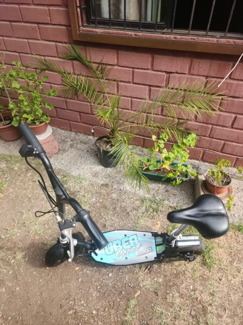 Scooter eléctrico usado - 2
