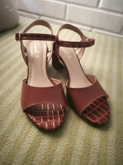 Sandalias rojas de tacón medio Gacel - miniatura 1
