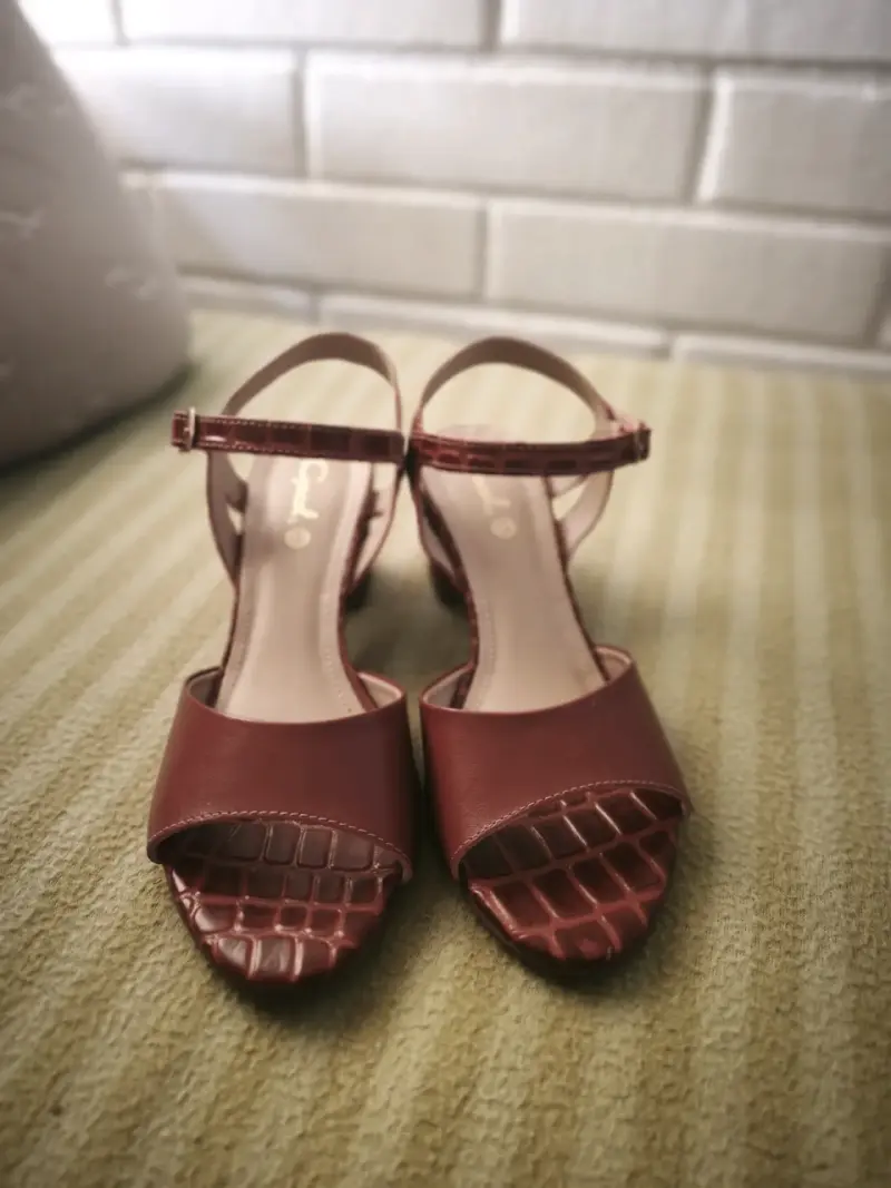 Sandalias rojas de tacón medio Gacel - 2
