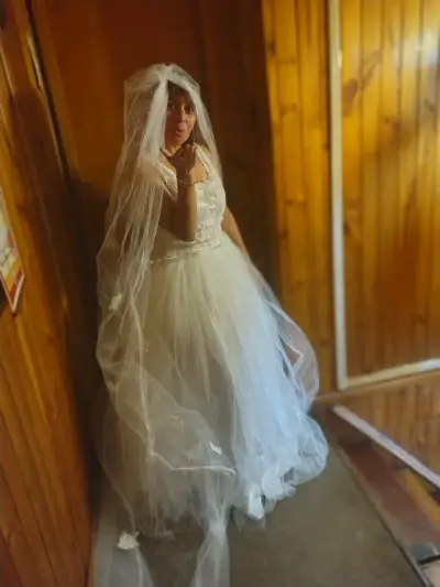 Vestido de novia blanco - miniatura 1