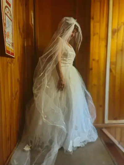 Vestido de novia blanco - miniatura 2