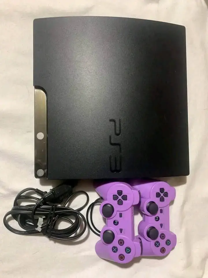 VENDO PS3 SLIM CONHEN + 5 TIENDASINSTALADAS