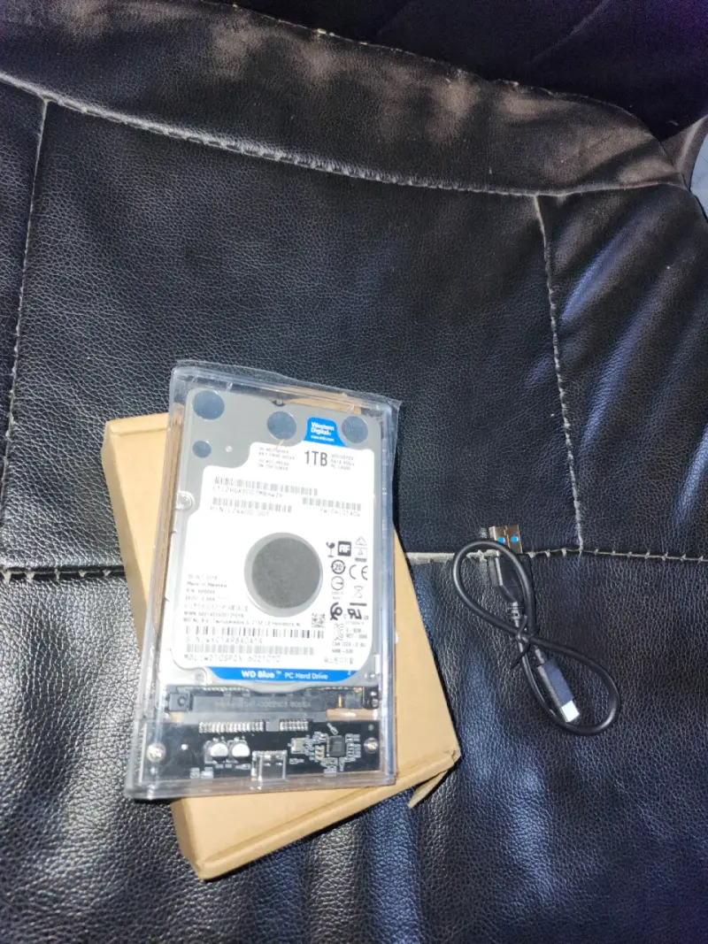 Disco Duro Externo 1TB - 6