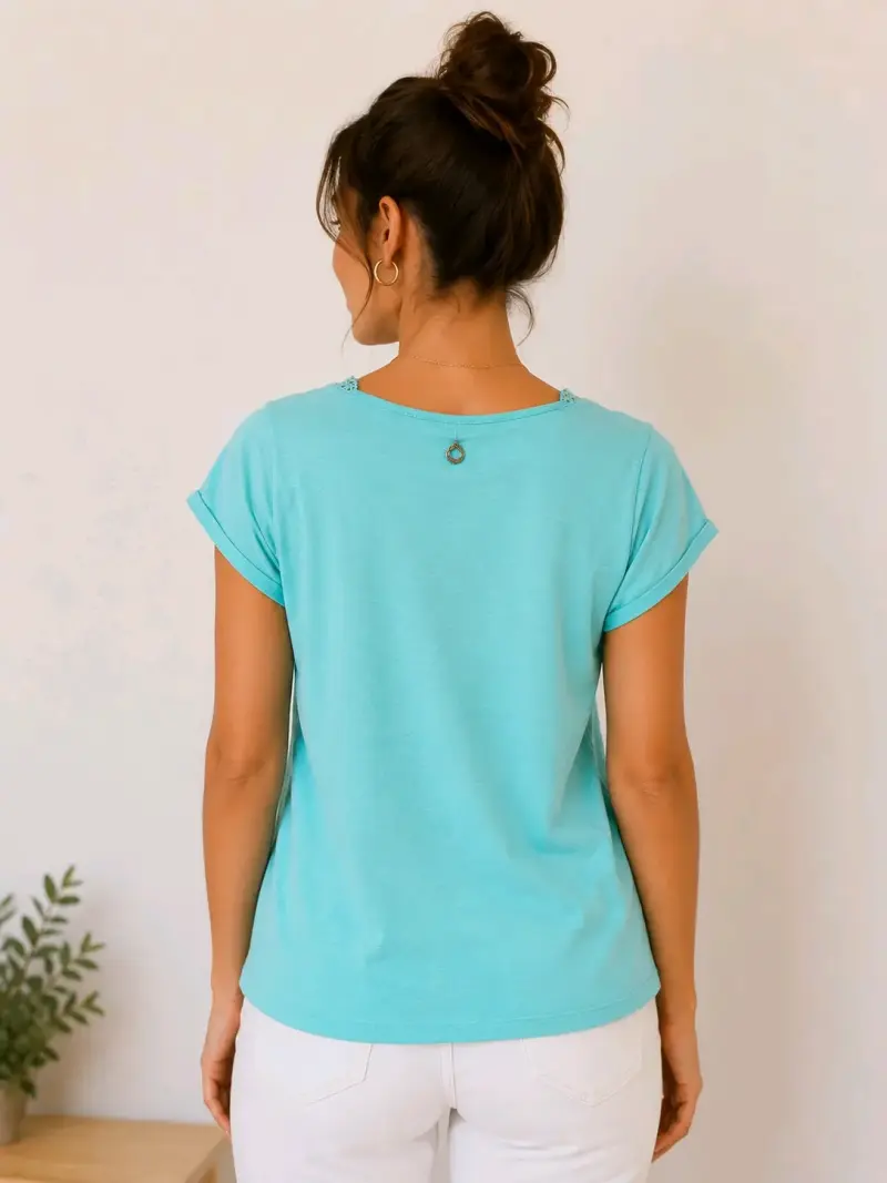 Polera celeste con encaje - 3