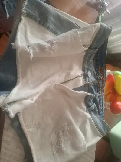 Shorts de mezclilla azul claro - miniatura 2