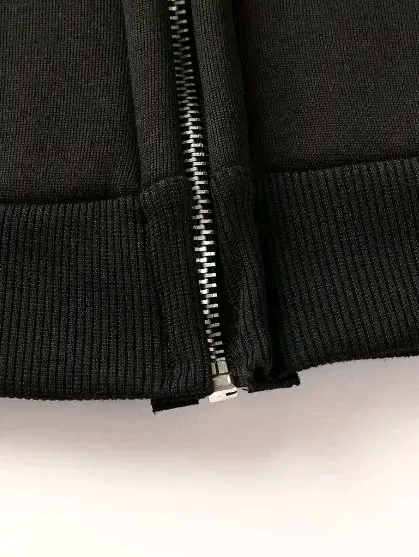 Polerón negro con capucha - 5