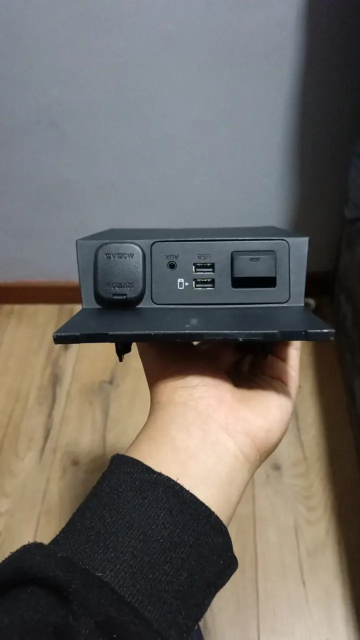 Estación de carga compacta USB - 3
