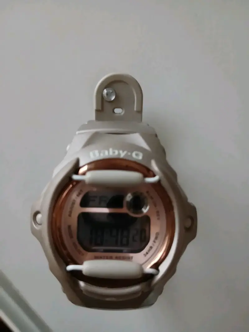 Reloj digital Baby-G beige
