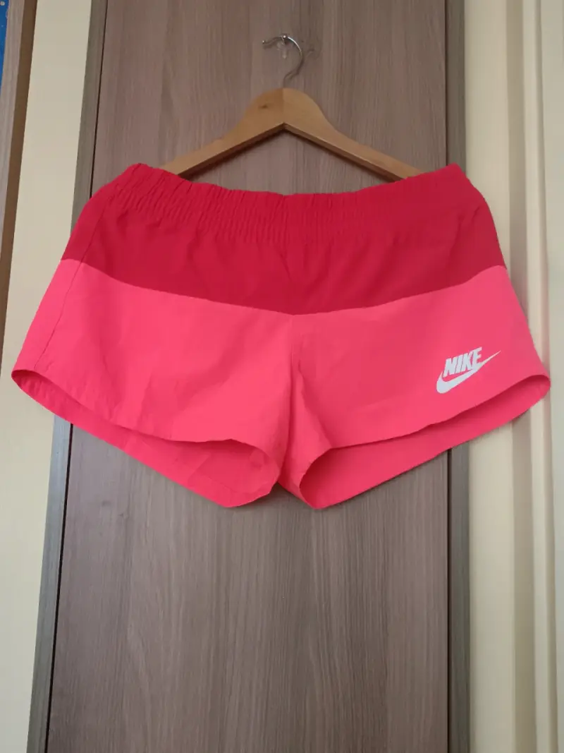 Polerón con capucha Nike verde menta - 2