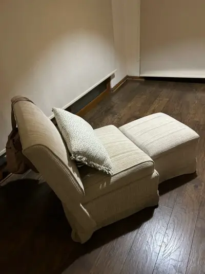 Sillón reclinable con ottoman beige - miniatura 3