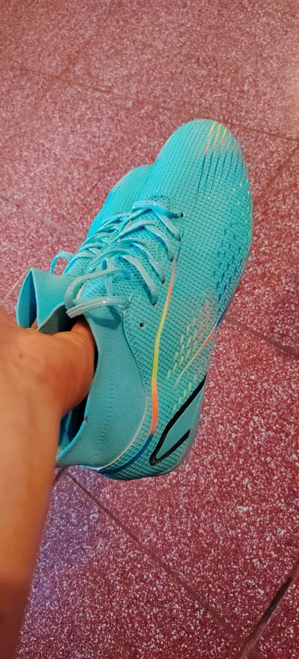 Zapatillas de fútbol turquesa con toperoles - 2