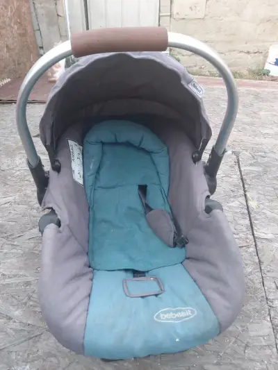 Silla Nido Bebe Color Gris - miniatura 1