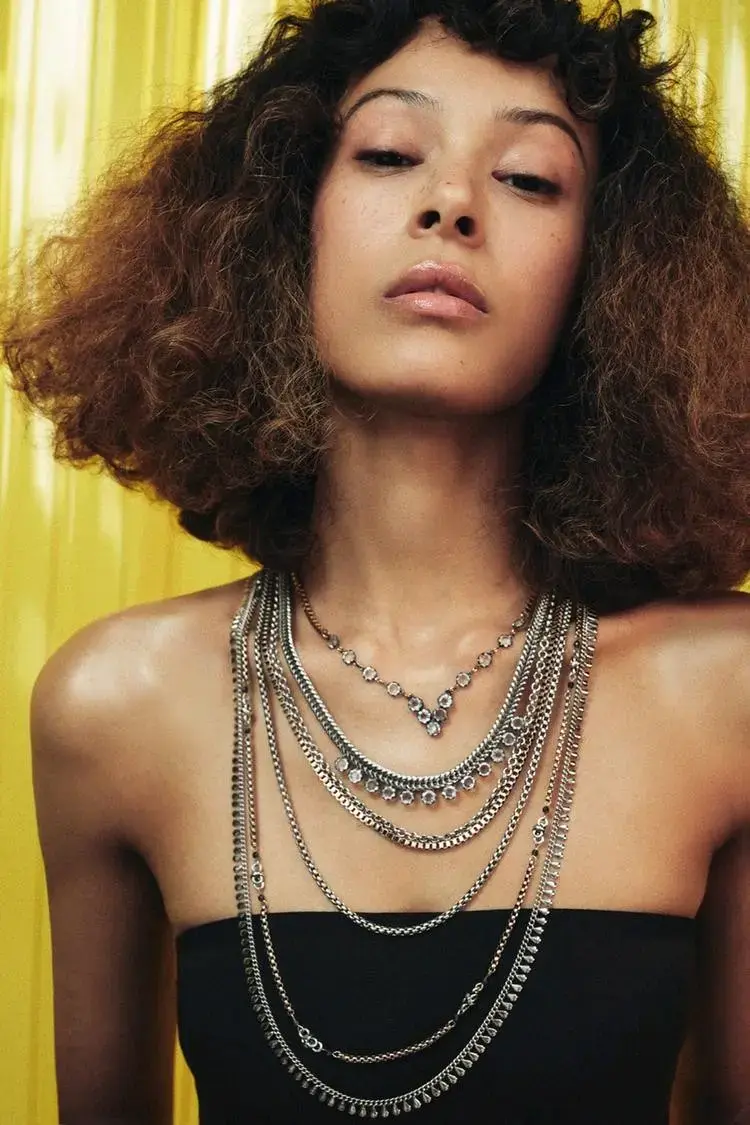 Collar Zara de múltiples cadenas plateado - 1