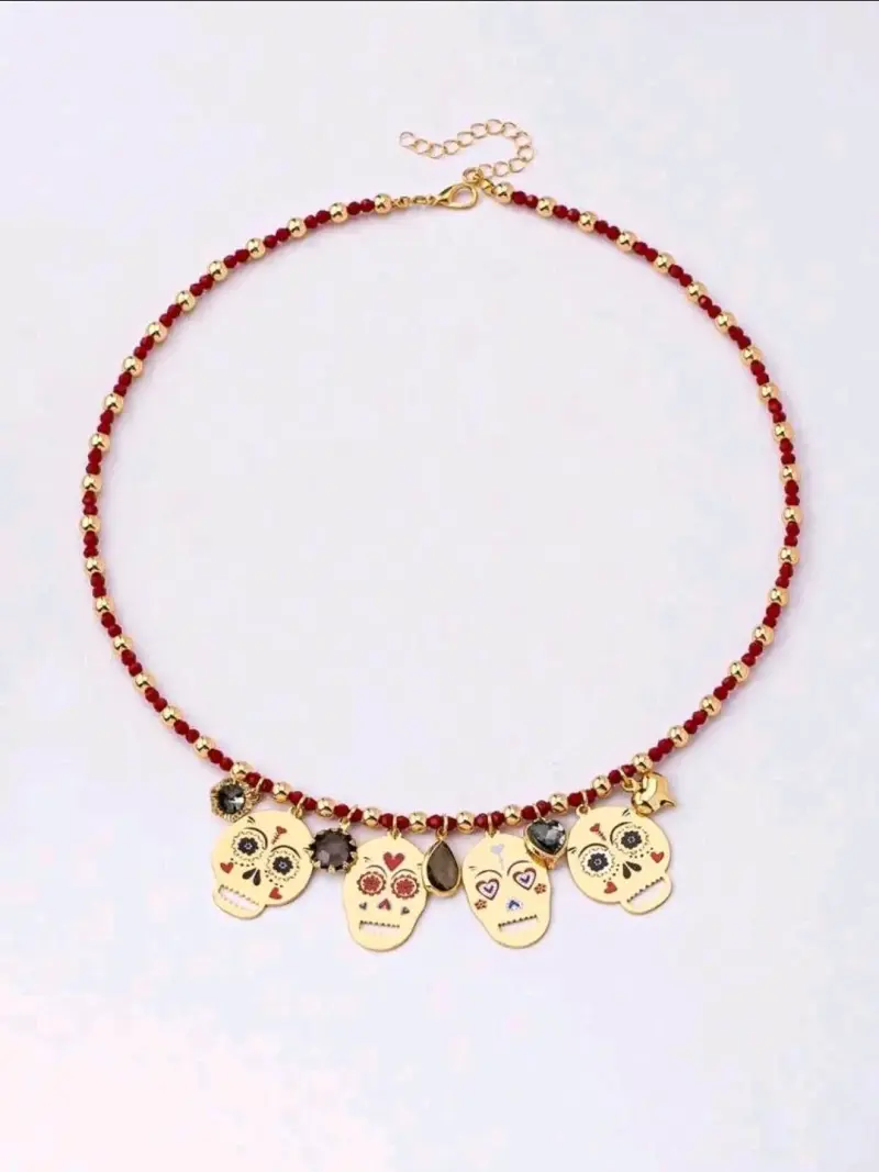 Collar Zara con colgantes de calaveras - 5