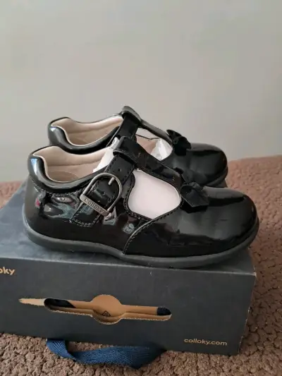Zapatillas deportivas blancas para niños - miniatura 2