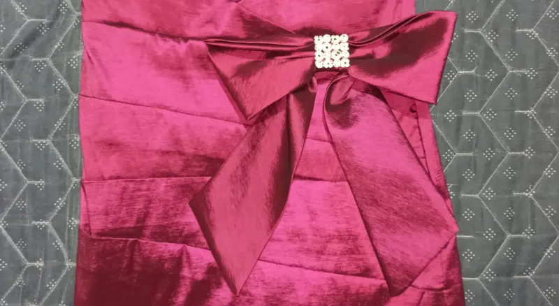 Vestido strapless con lazo - 3