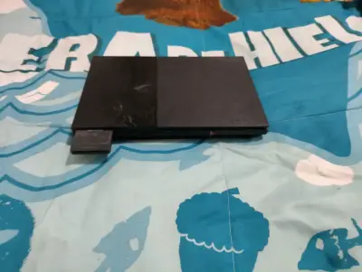 PlayStation 2 con control, memory Card y cables - miniatura 4