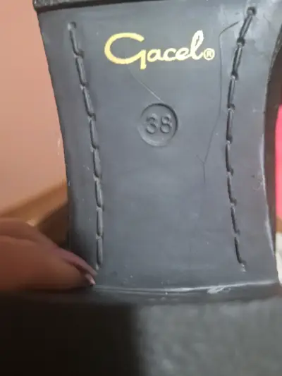Botas negras de gamuza - miniatura 4