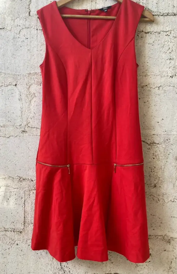 Vestido rojo con cierres - 1