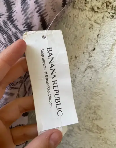 Blusa estampada sin mangas con ETIQUETA - miniatura 5
