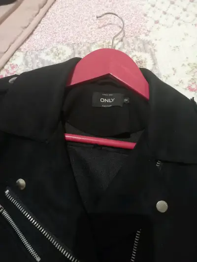 Chaqueta biker negra "Only" - miniatura 2
