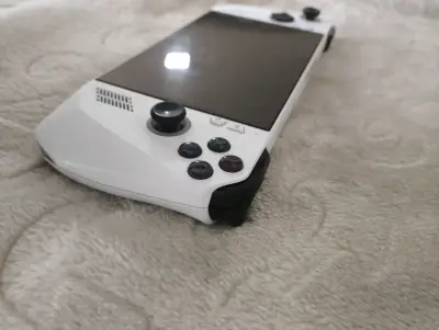 Consola portátil de juegos Rog ally - miniatura 4