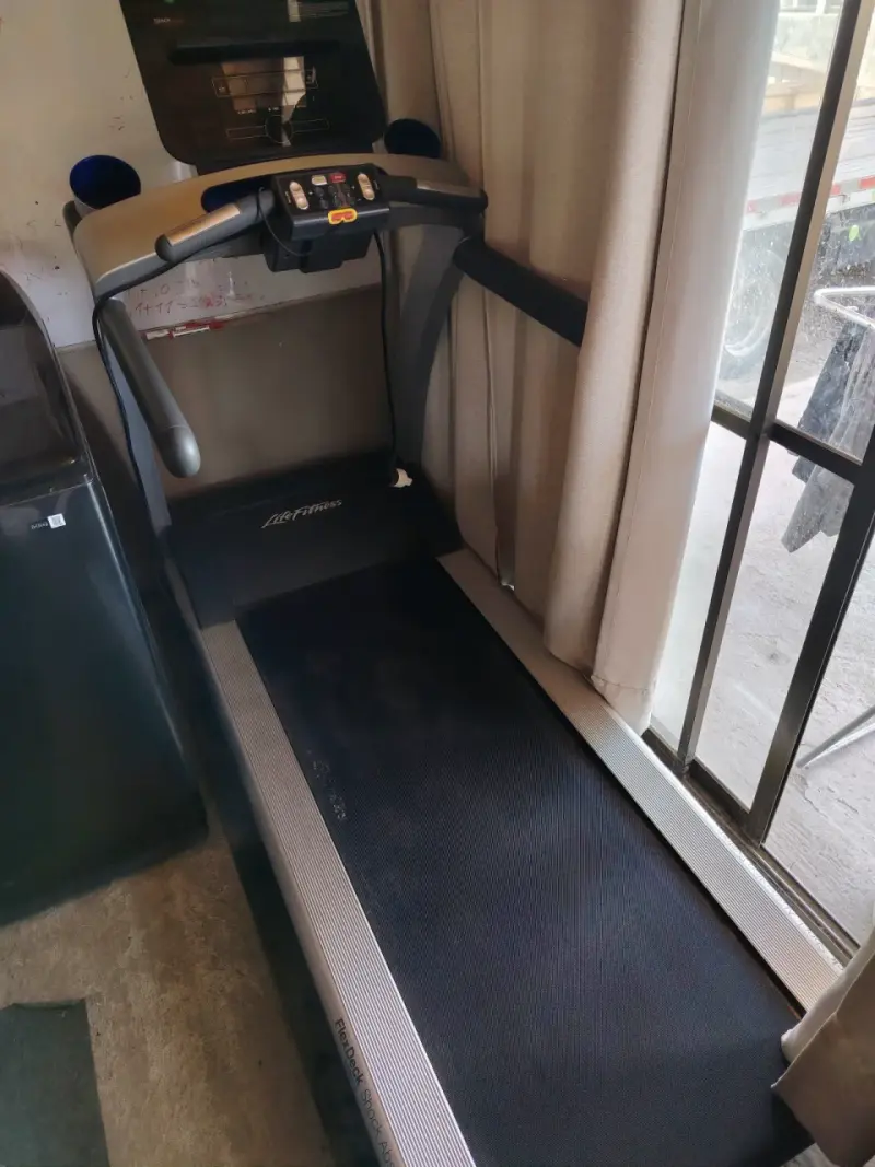 Cinta de correr Life Fitness - 2