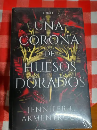 Una Corona de Huesos Dorados - miniatura 2