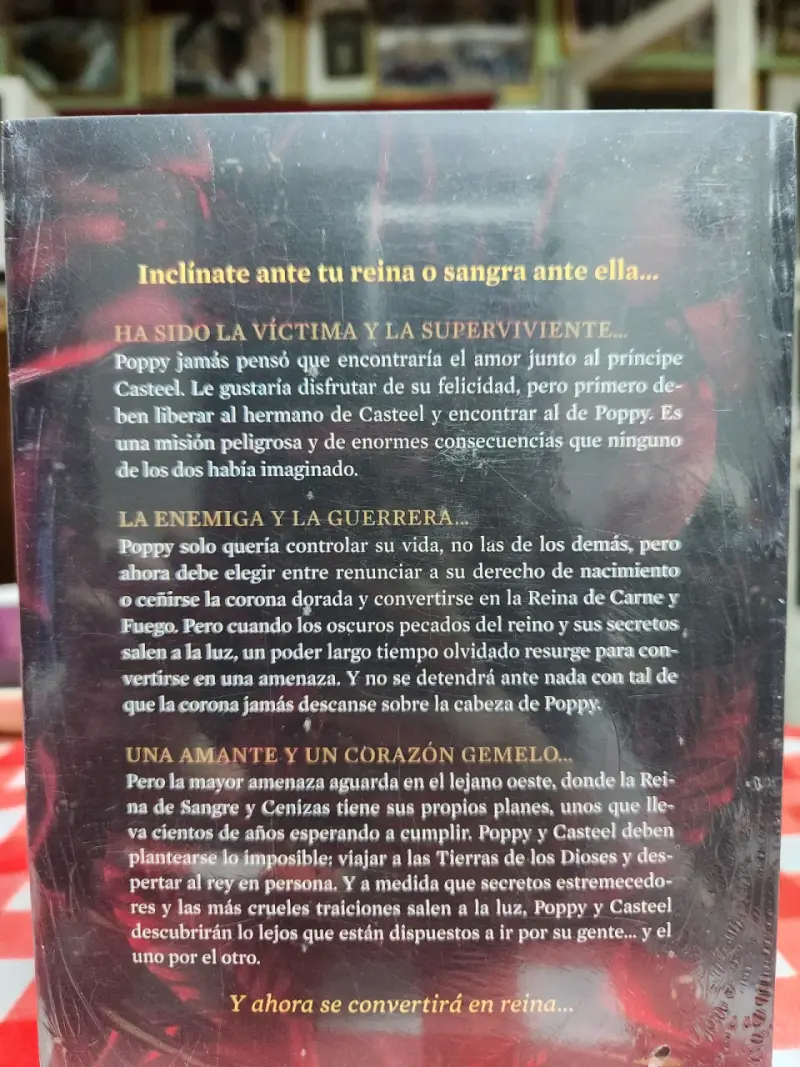 Una Corona de Huesos Dorados - 3