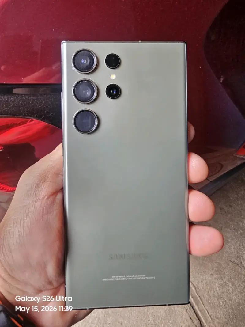 Samsung Galaxy S23 Ultra verde - 1