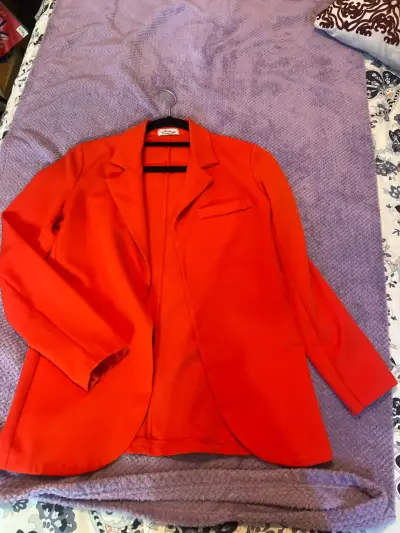 Blazer rojo - miniatura 1