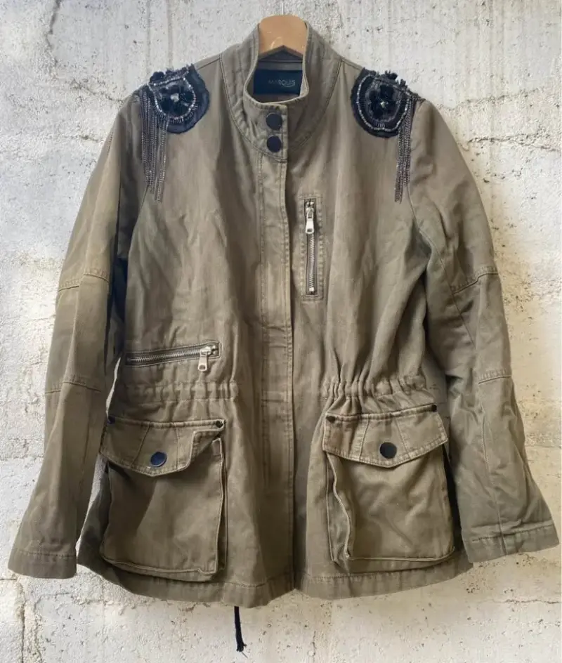 Chaqueta verde estilo militar - 1